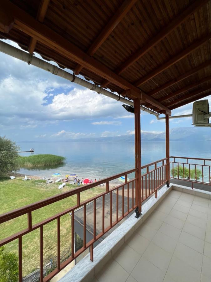 Hotel Victoria Memlishte Екстериор снимка