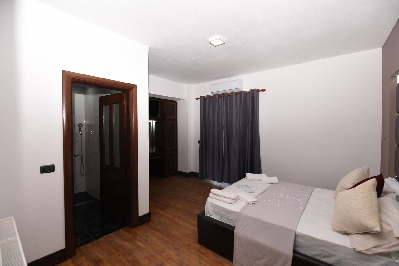 Hotel Victoria Memlishte Екстериор снимка